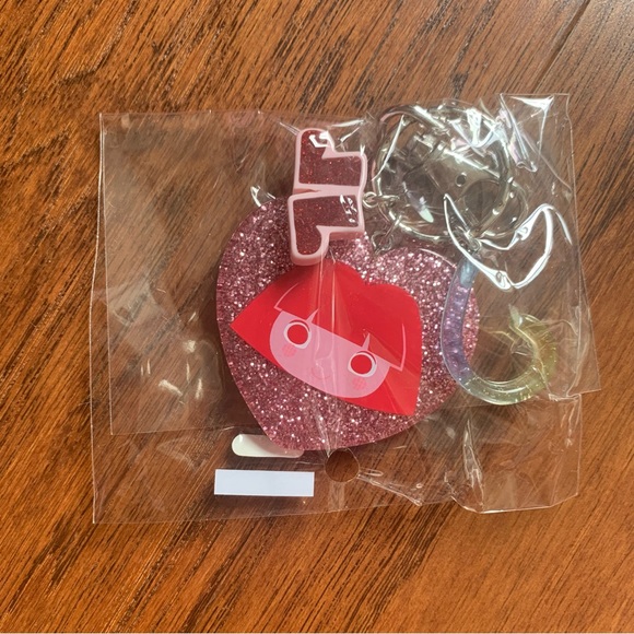 Dora the Explorer Party Gifts (30 Pieces) + Birthday Kid Present 🎁 - Picture 2 of 14